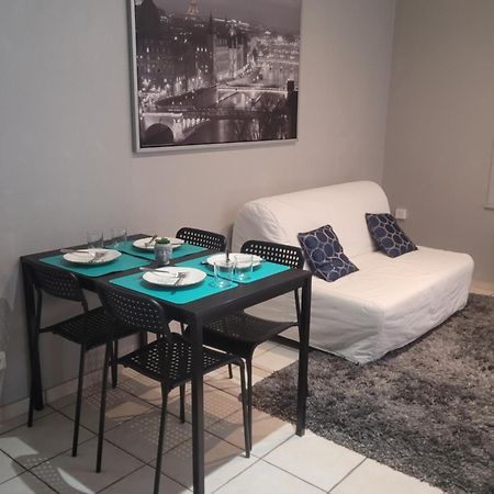 Appartement Cosy Dans Beau Village De Champagne Cormicy ภายนอก รูปภาพ