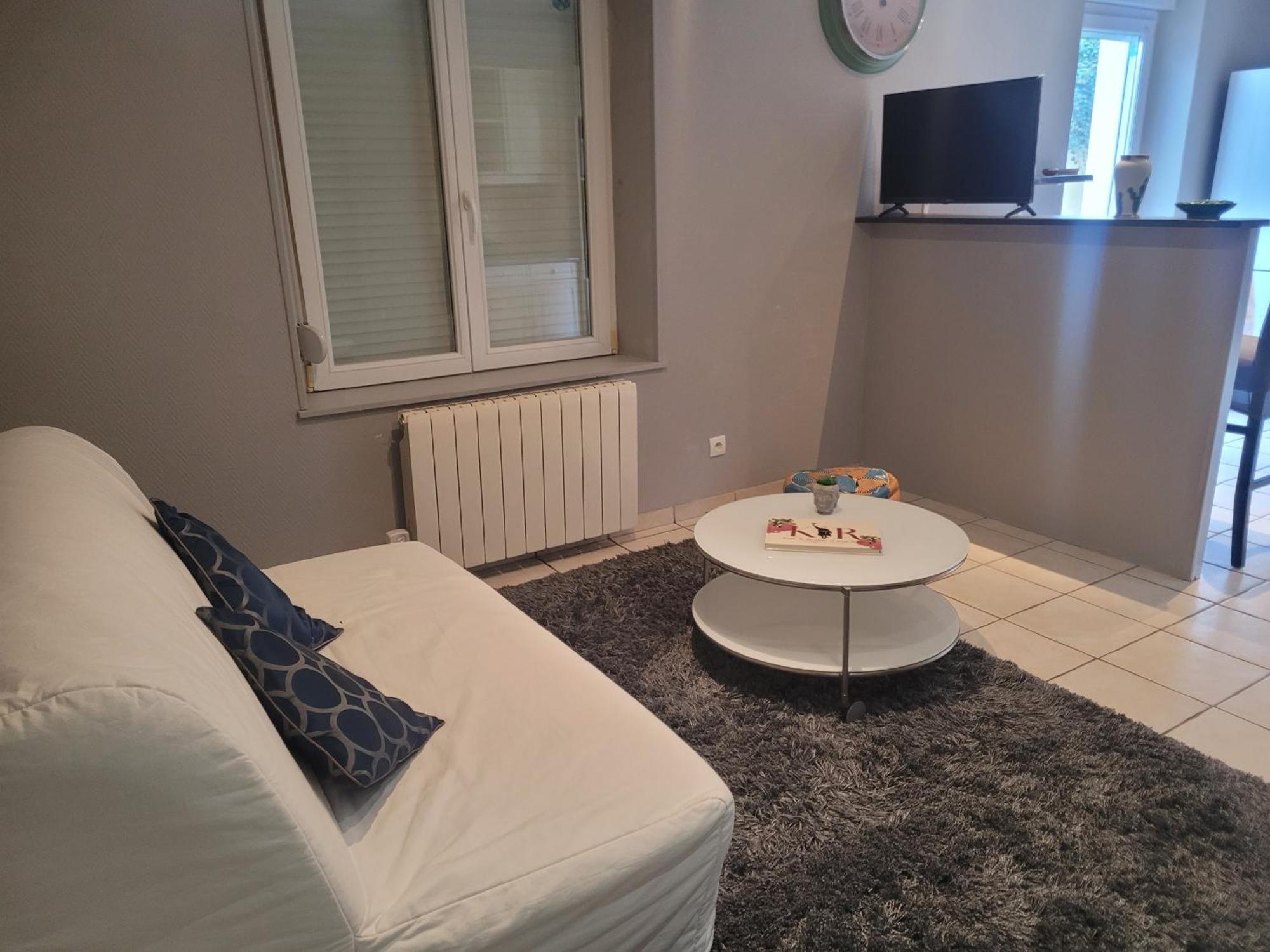 Appartement Cosy Dans Beau Village De Champagne Cormicy ภายนอก รูปภาพ